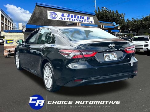 Used 2024 Toyota Camry LE FWD image 5