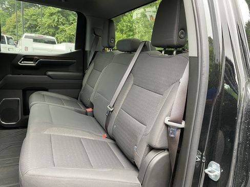 Used 2023 Chevrolet Silverado 1500 LT AWD/4WD image 36