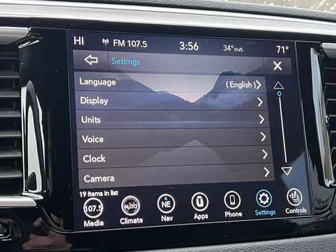 Used 2020 Chrysler Pacifica Touring-L Plus image 26