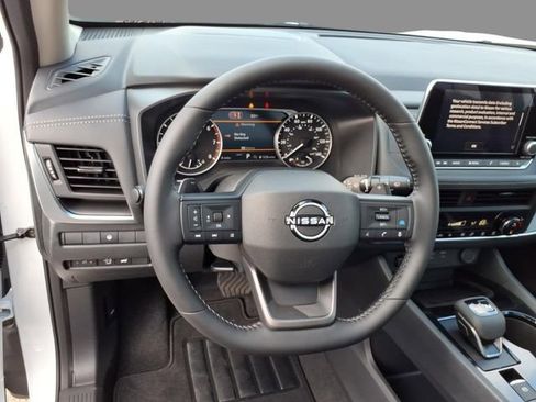 New 2026 Nissan Rogue SV image 22