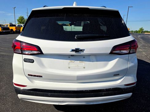 Used 2024 Chevrolet Equinox Premier AWD/4WD image 5
