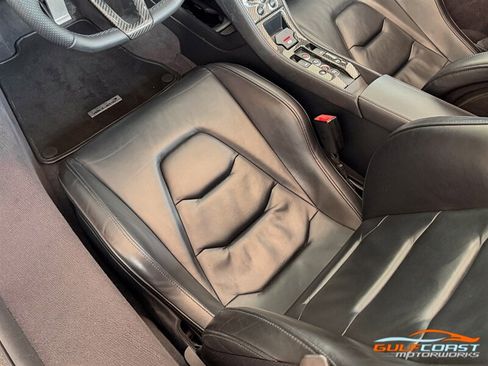 Used 2015 McLaren 650S Spider RWD image 25