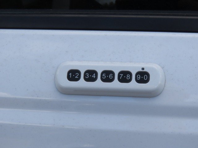 Used 2023 Ford Bronco Outer Banks AWD/4WD image 16