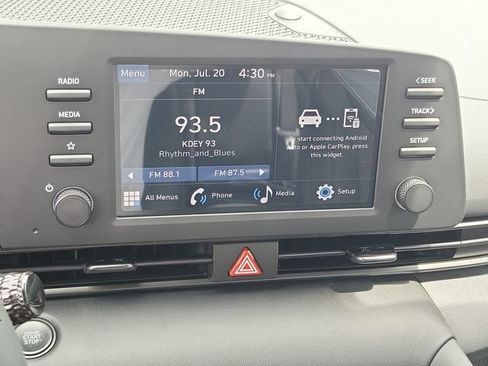 New 2026 Hyundai Elantra SEL Sport FWD image 11