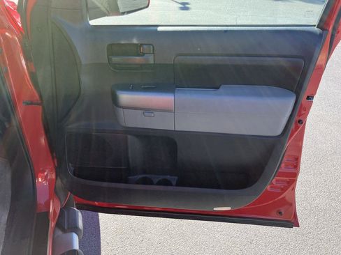 Used 2010 Toyota Tundra 4x4 Double Cab image 31