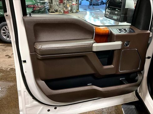 Used 2018 Ford F150 King Ranch w/ Equipment Group 601A Luxury image 21