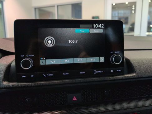 Used 2023 Honda CR-V EX image 17