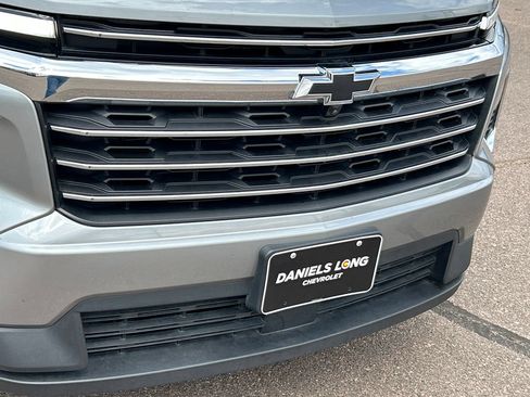 Used 2025 Chevrolet Traverse LT w/ Driver Confidence Package AWD/4WD image 23