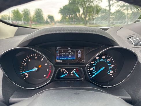 Used 2014 Ford Escape SE w/ Equipment Group 201A AWD/4WD image 16