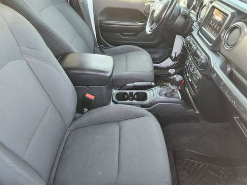 Used 2021 Jeep Wrangler Unlimited Sport image 14