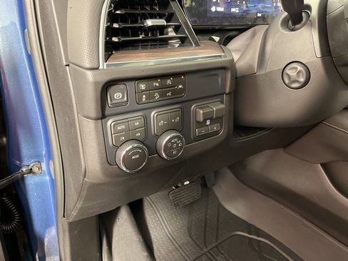 New 2026 Chevrolet Suburban Premier AWD/4WD image 27