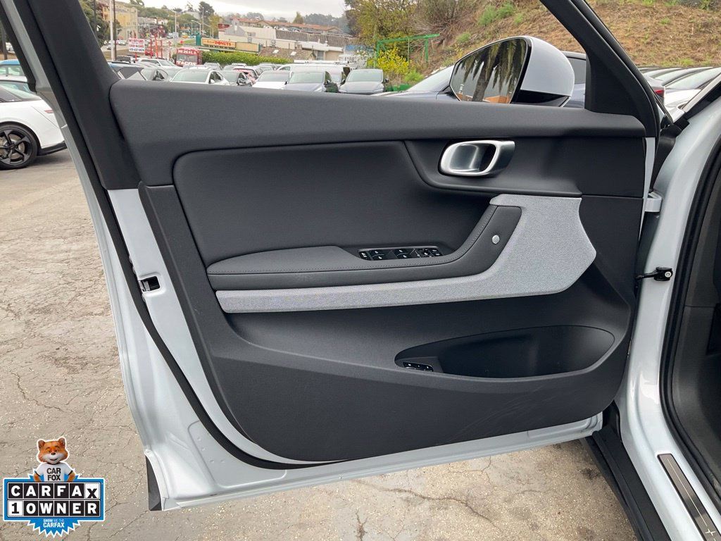 Used 2024 Polestar Polestar 2 w/ Pilot Pack RWD image 24