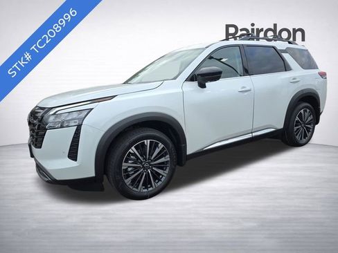 New 2026 Nissan Pathfinder Platinum image 4