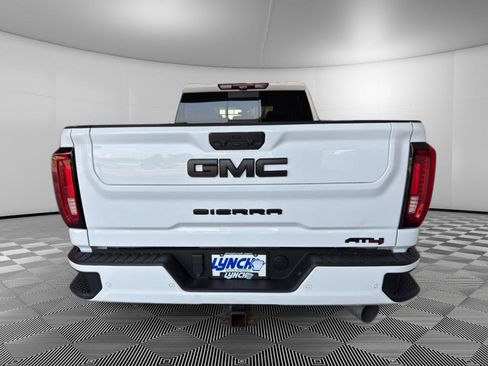 Used 2022 GMC Sierra 2500 AT4 w/ AT4 Premium Plus Package AWD/4WD image 4