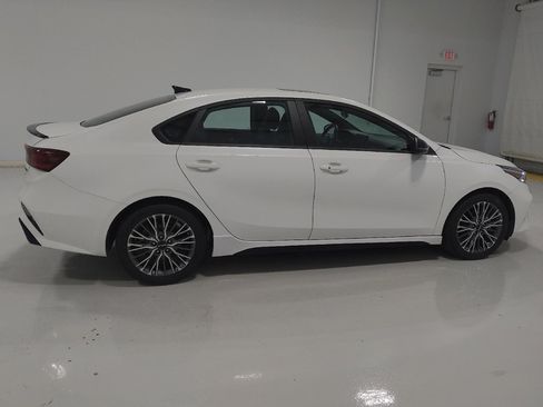 Used 2023 Kia Forte GT-Line w/ GT-Line Premium Package FWD image 10