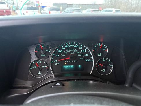 Used 2017 Chevrolet Express 3500 LT w/ LT Preferred Equipment Group image 11