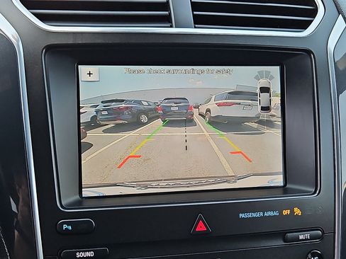 Used 2019 Ford Explorer Sport w/ Ford Safe & Smart Package AWD/4WD image 20