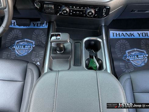 Used 2026 Chevrolet Silverado 1500 LT Trail Boss w/ LT Trail Boss Premium Package AWD/4WD image 14