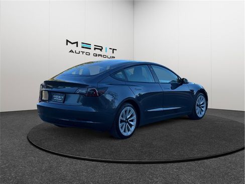 Used 2022 Tesla Model 3 Long Range image 9