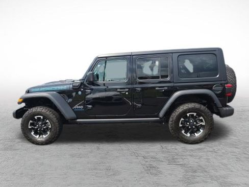 Used 2024 Jeep Wrangler Unlimited Rubicon 4xe w/ Technology Group AWD/4WD image 8