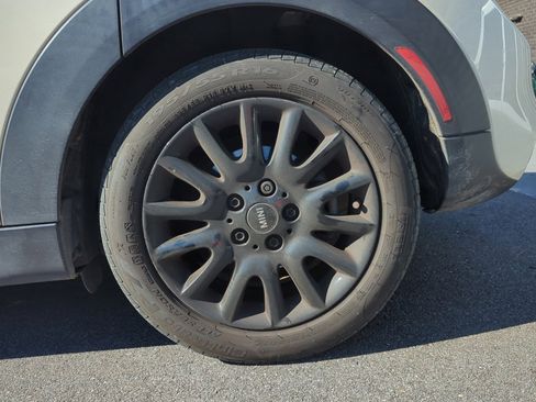 Used 2017 MINI Cooper S image 22