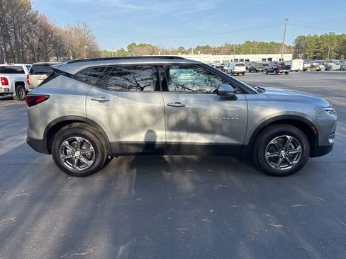 Used 2024 Chevrolet Blazer LT w/ Convenience Package image 5