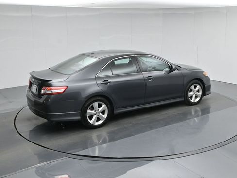 Used 2010 Toyota Camry SE image 39