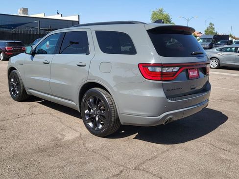 Used 2023 Dodge Durango R/T w/ Hemi Orange Plus Package RWD image 6