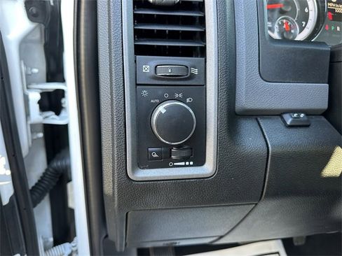 Used 2019 RAM 1500 Tradesman w/ Chrome Plus Package image 27