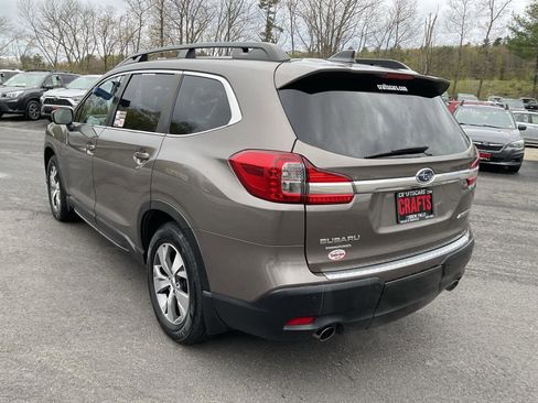 Used 2021 Subaru Ascent Premium w/ Convenience Package AWD/4WD image 3