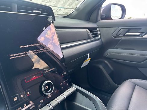 New 2027 GMC Terrain Elevation w/ Elevation Premium Package FWD image 20