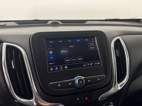 Used 2024 Chevrolet Equinox LT w/ LPO, Floor Liner Package image 15