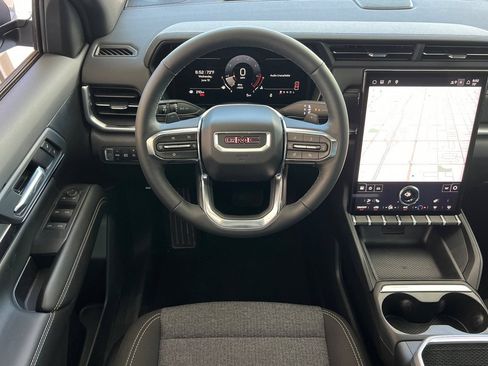 New 2026 GMC Terrain Elevation FWD image 12