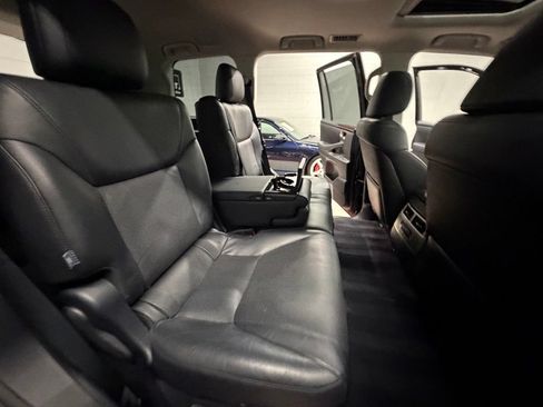 Used 2014 Lexus LX 570 4WD image 35