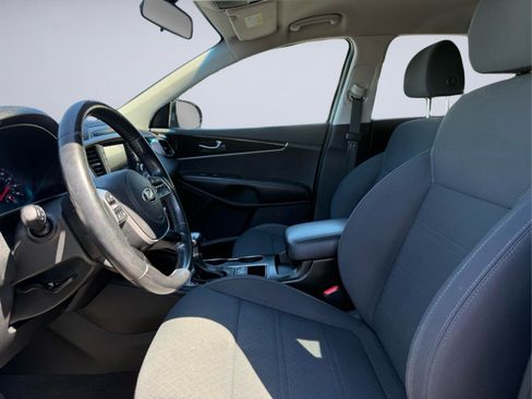 Used 2019 Kia Sorento S AWD/4WD image 14