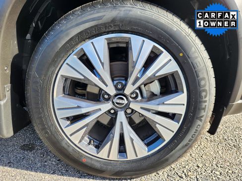 Certified 2023 Nissan Rogue SV image 19