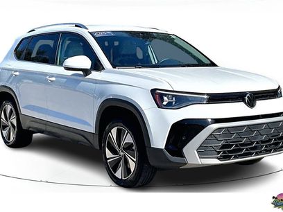 Certified 2025 Volkswagen Taos SE
