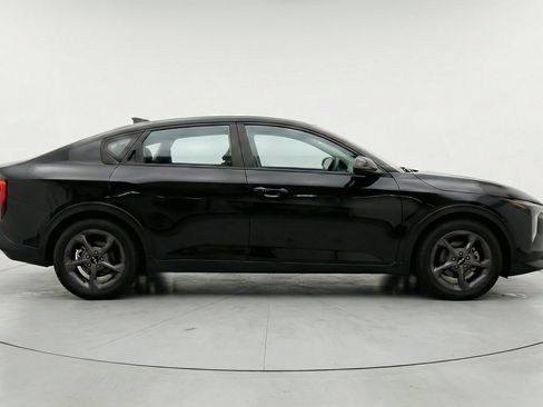 Used 2025 Kia K4 FWD image 11