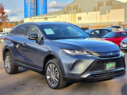 Used 2022 Toyota Venza XLE