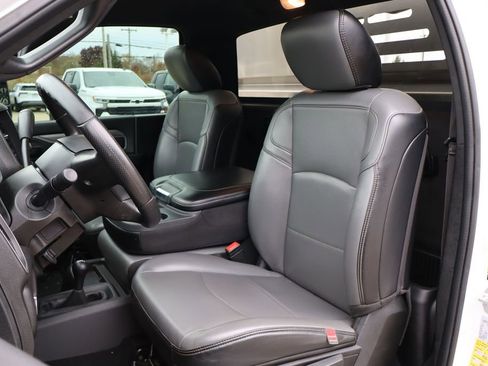 Used 2024 RAM 3500 Tradesman image 15