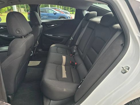 Certified 2025 Chevrolet Malibu LT FWD image 25