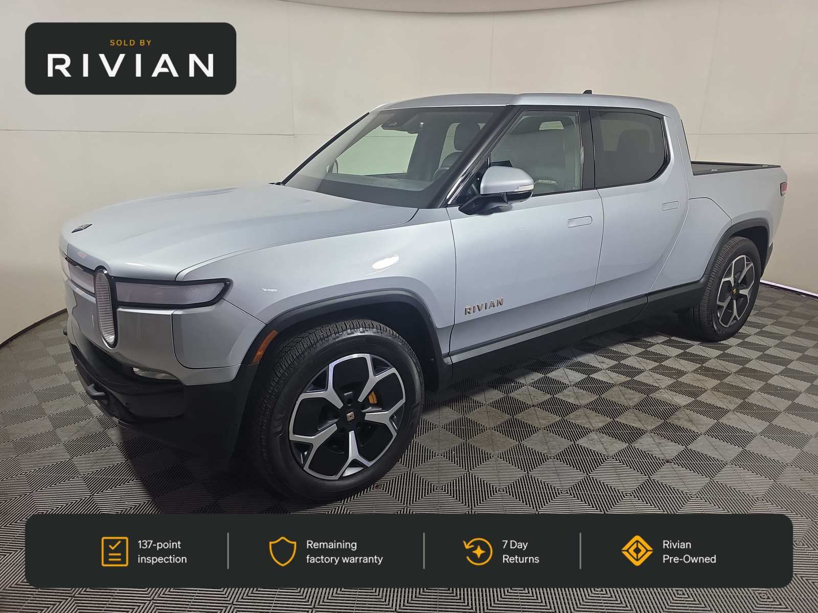 Used 2022 Rivian R1T Adventure AWD/4WD image 1
