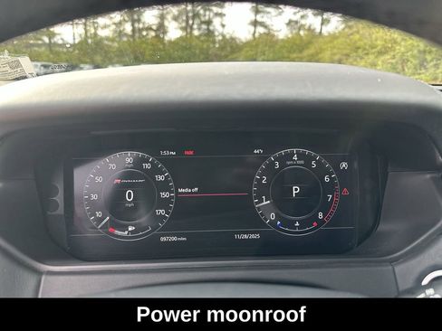 Used 2018 Land Rover Range Rover Velar R-Dynamic HSE image 18