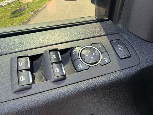 Used 2018 Ford F250 Lariat w/ Lariat Ultimate Package AWD/4WD image 24