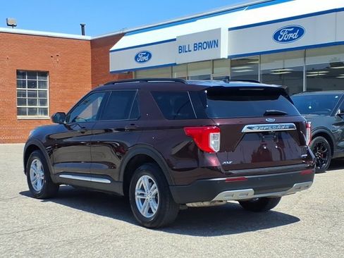 Certified 2023 Ford Explorer XLT w/ Equipment Group 202A AWD/4WD image 2
