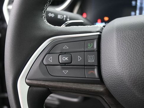 New 2025 Jeep Grand Cherokee Limited w/ Luxury Tech Group II image 35