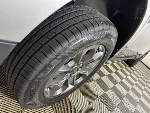 Used 2022 Ford Maverick XLT FWD image 34