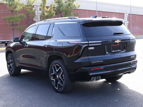 New 2026 Chevrolet Traverse High Country w/ LPO, Floor Liner Package image 7