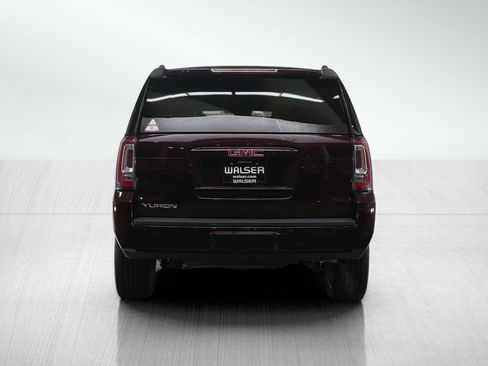 Used 2017 GMC Yukon SLT w/ Open Road Package AWD/4WD image 4