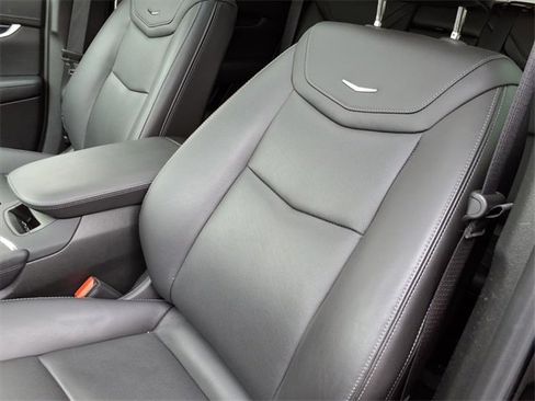 Certified 2025 Cadillac XT5 Premium Luxury image 19